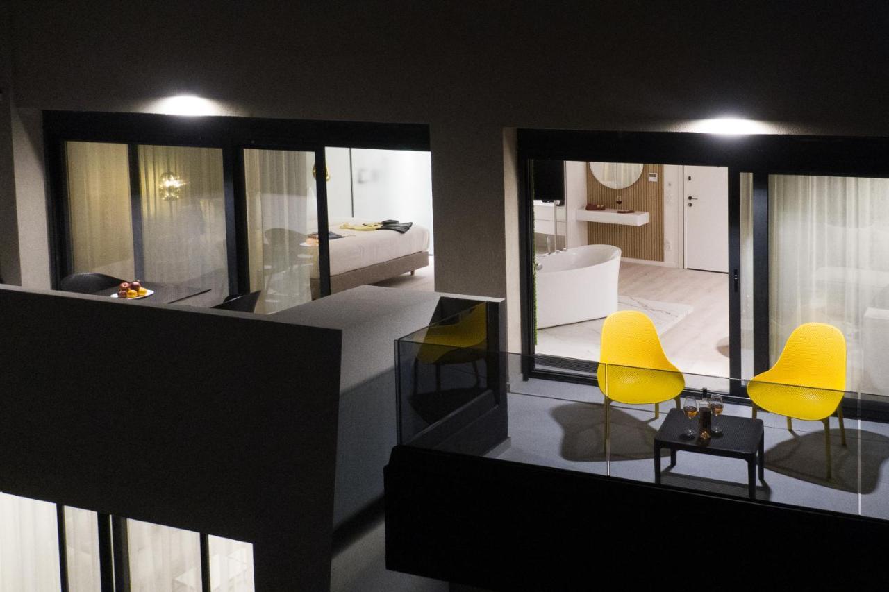 אתונה Incanto Boutique Suites - Mets מראה חיצוני תמונה